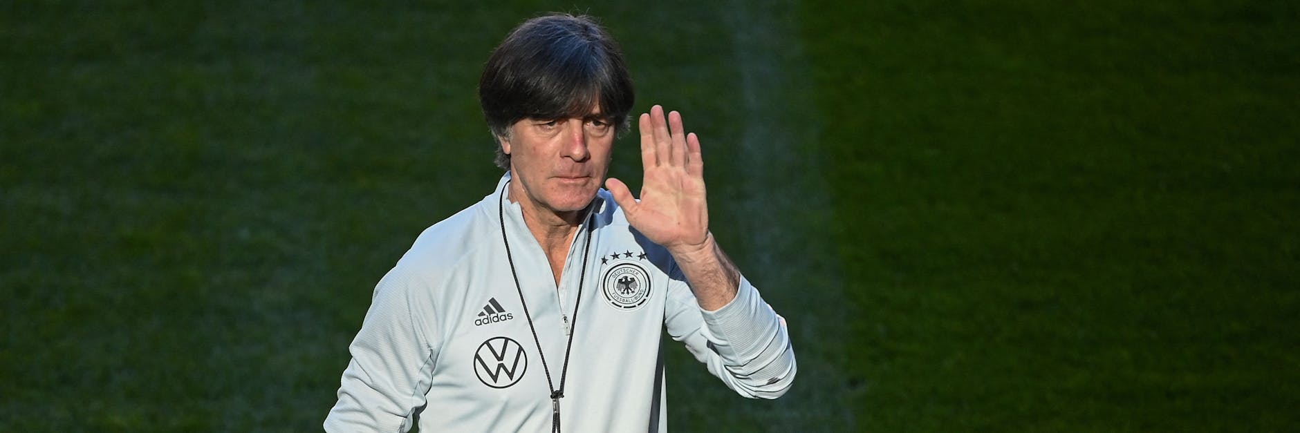 Sagt im Sommer Tschüss und will zum Abschied noch den EM-Titel: Bundestrainer Joachim Löw. 