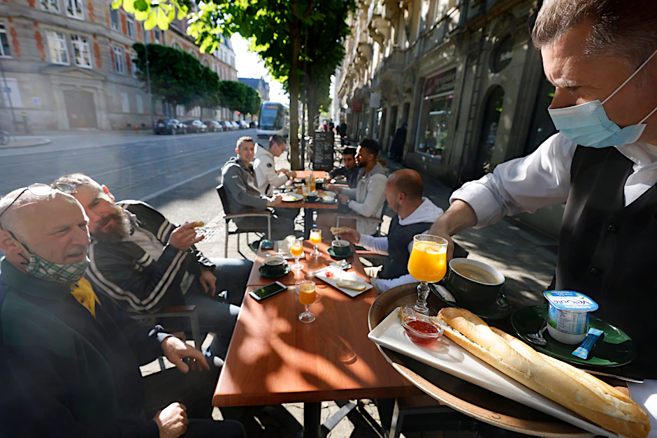 Es ist ein großer Tag für die Franzosen: Café- und Restaurant-Terrassen durften am Mittwoch wieder geöffnet werden.&nbsp;