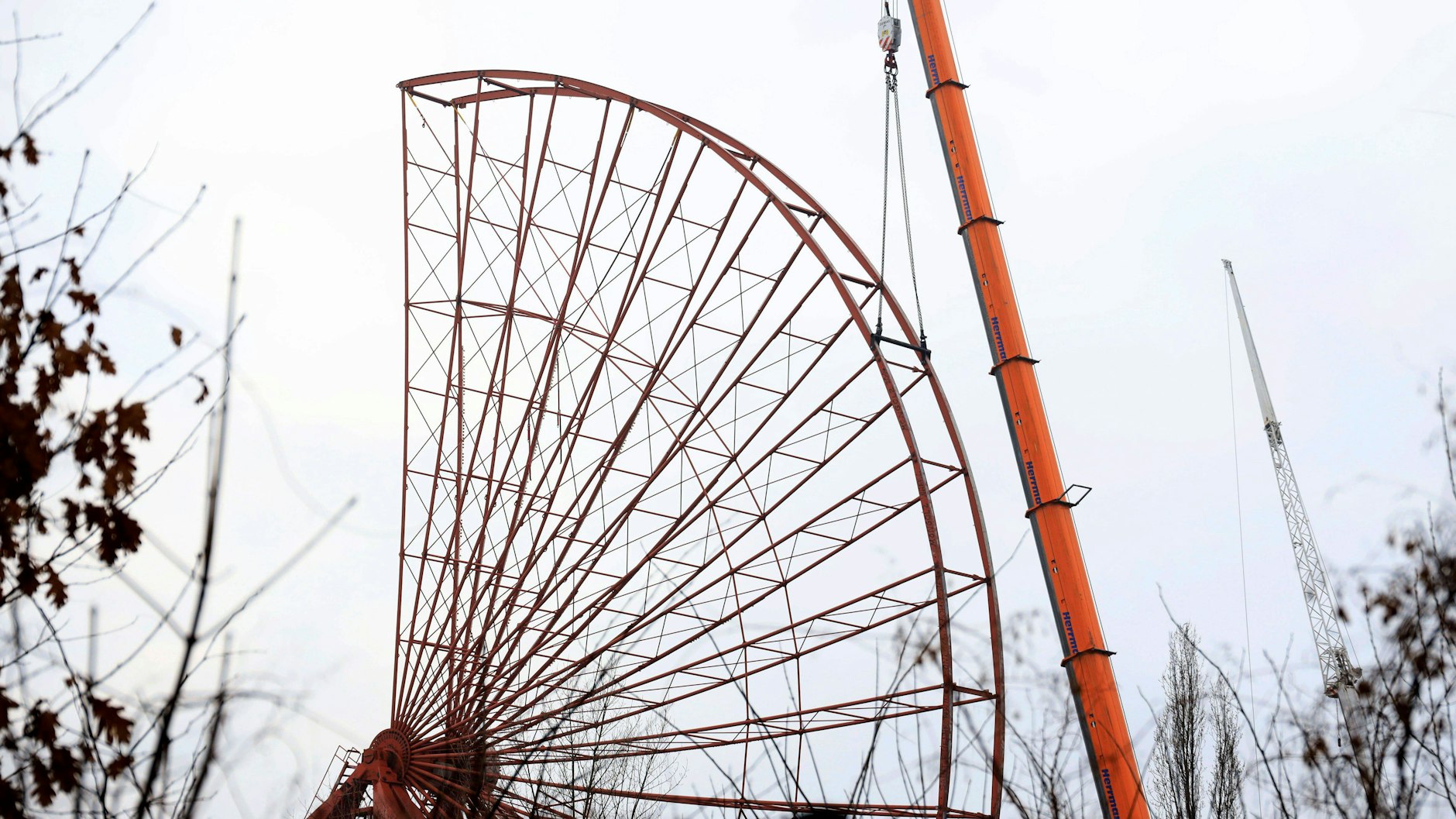 Das Riesenrad im Spreepark wurde inzwischen abgebaut, es wird nun saniert.
