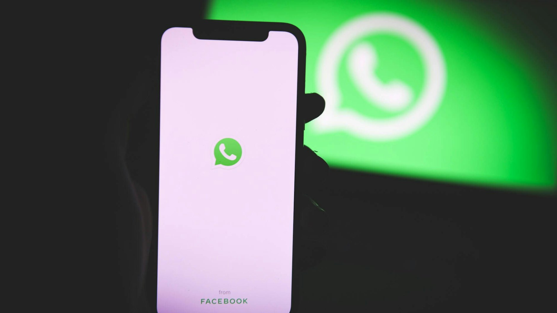 Für viele Nutzer ist WhatsApp die wichtigste Quelle für die Kommunikation mit der Außenwelt.