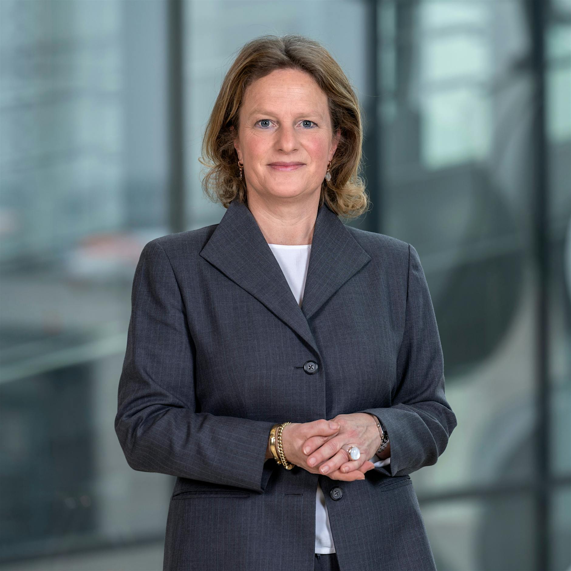 Aufsichtsrat kürt Aletta von Massenbach zur ersten Berliner Flughafenchefin