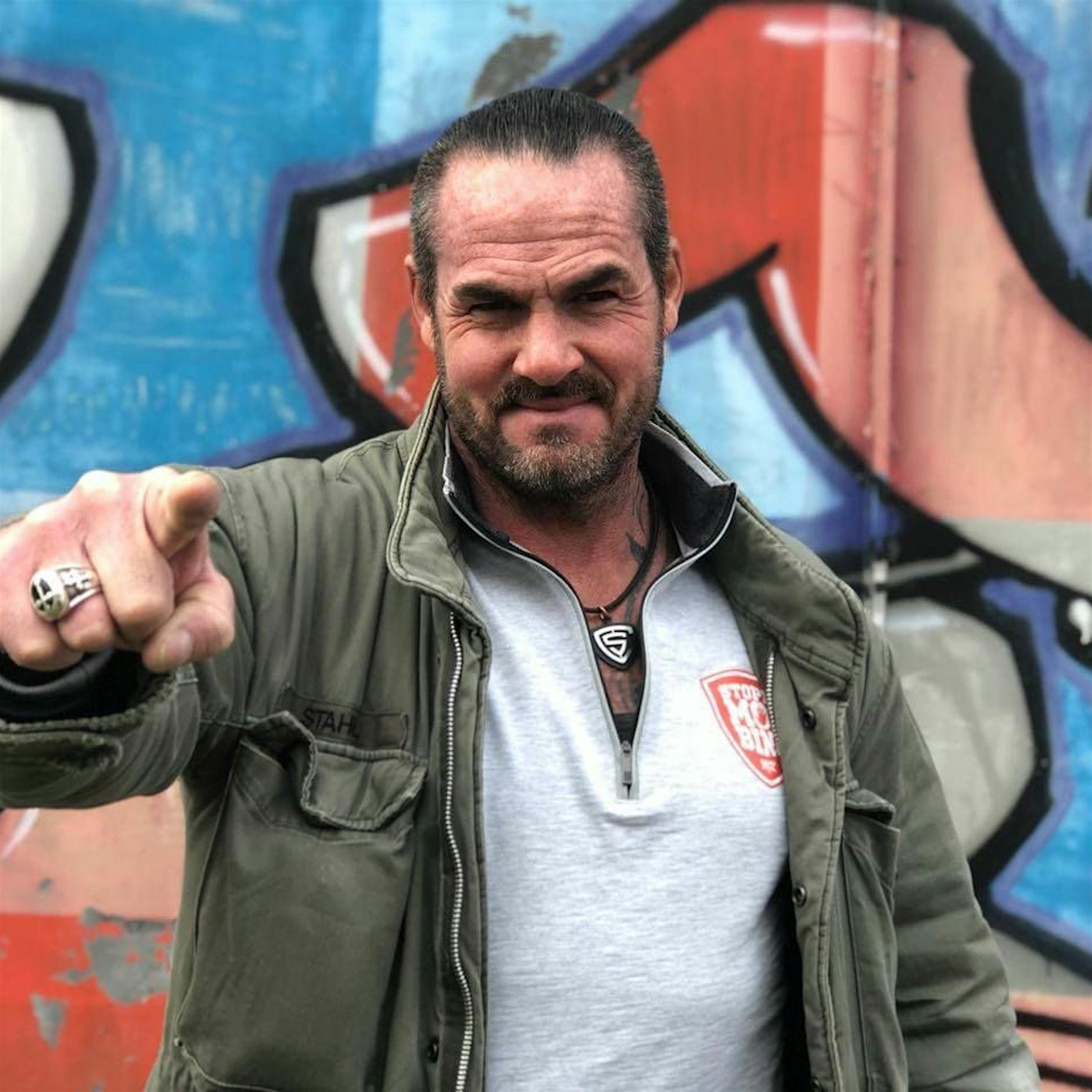 Carsten Stahl aus Berlin: Kampf gegen Gewalt, Mobbing und Kindersexpuppen