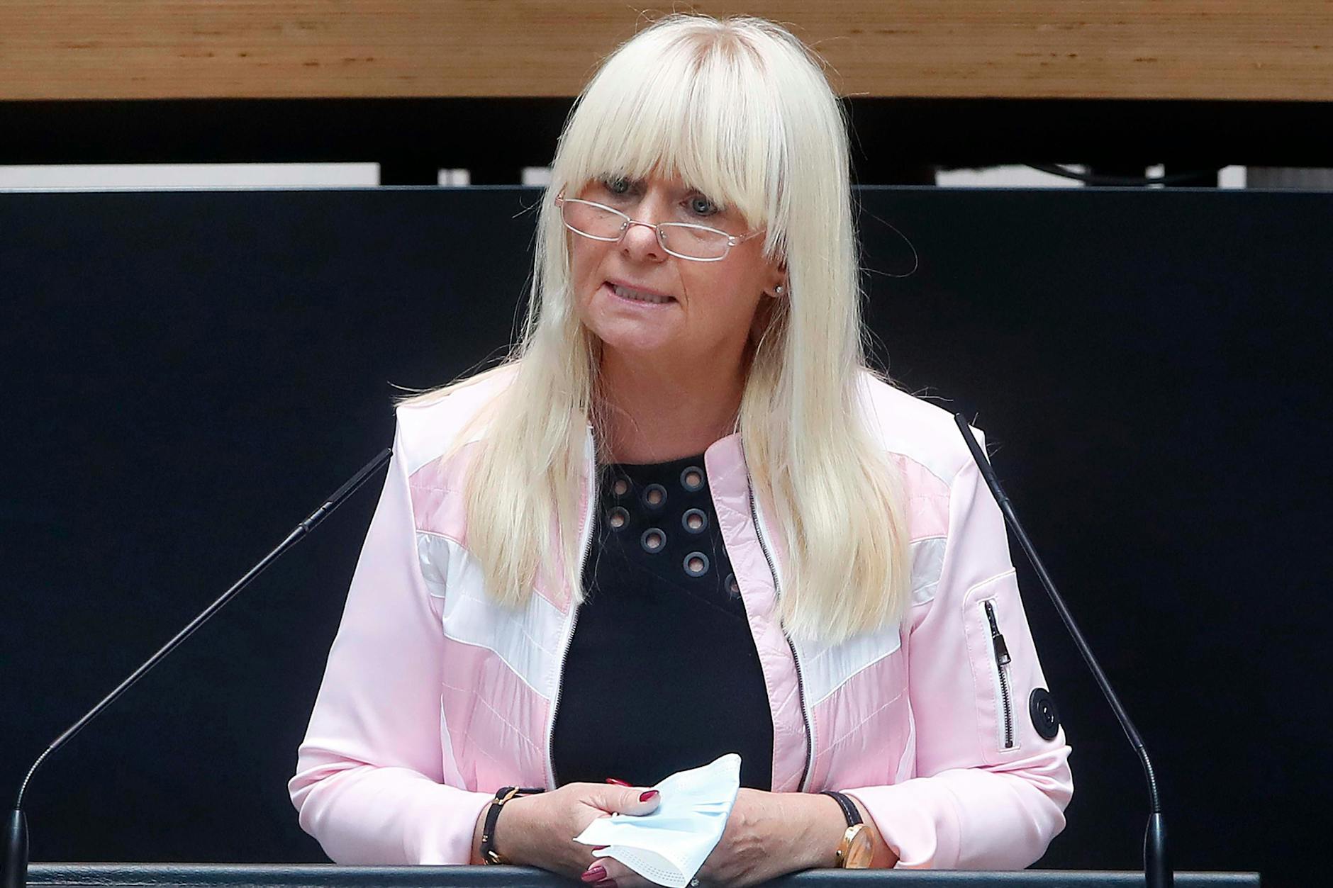 Will Mieterhöhungen der landeseigenen Unternehmen verhindern: die SPD-Abgeordnete Iris Spranger.<br>