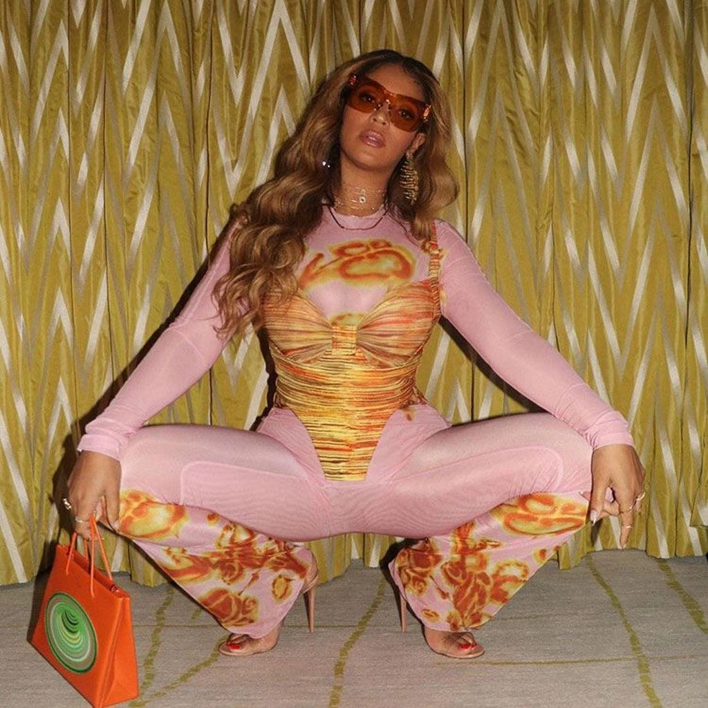 Beyoncé with the Medea x Kiko Kostadinov.