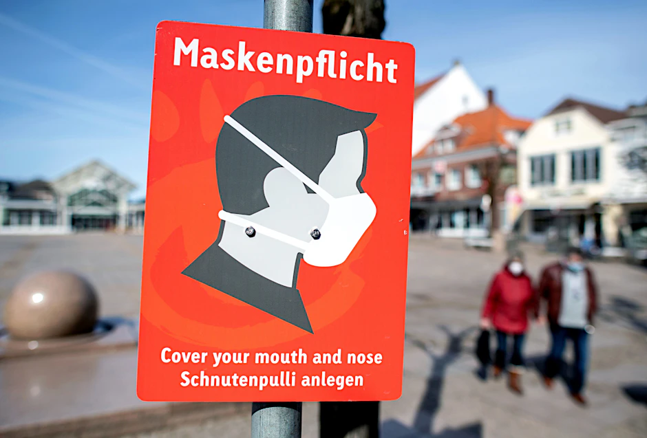 Niedersachsen hatte erwogen, die Maskenpflicht ab einer Inzidenz unter 35 aufzuheben. Das passiert nun aber doch nicht.