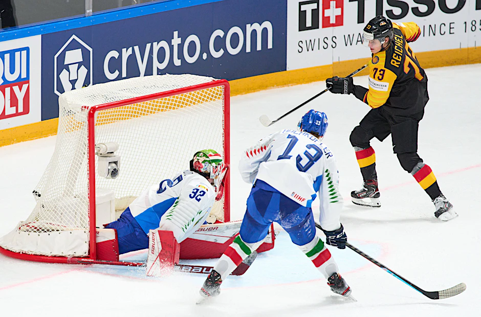 Eisbären-Spieler Lukas Reichel erzielte auch gegen Norwegen einen Treffer.