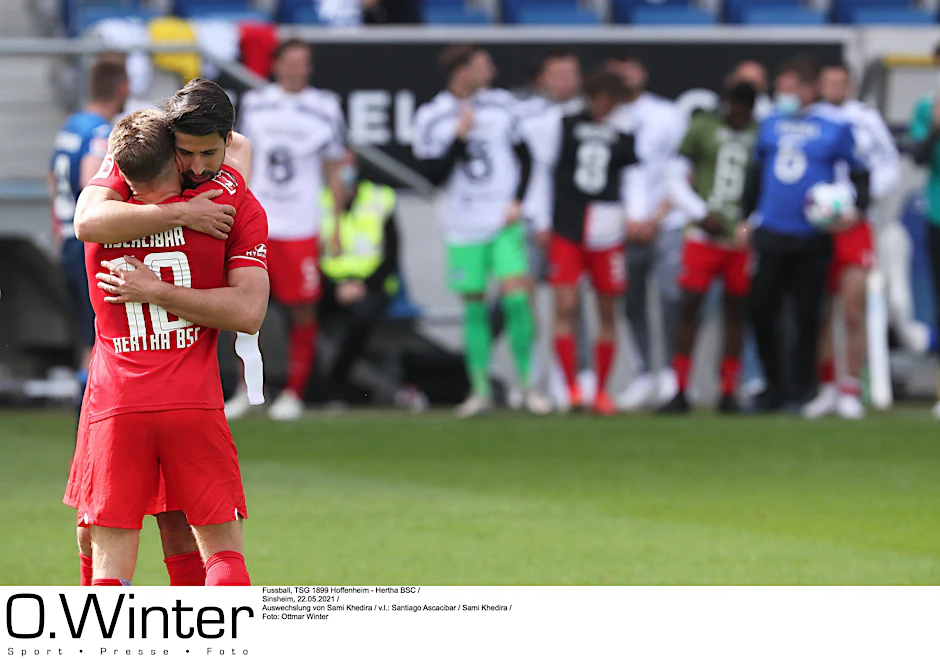 Emotional: Herthas Sami Khedira wurde im Spiel gegen die TSG Hoffenheim in der 75. Minute ausgewechselt.