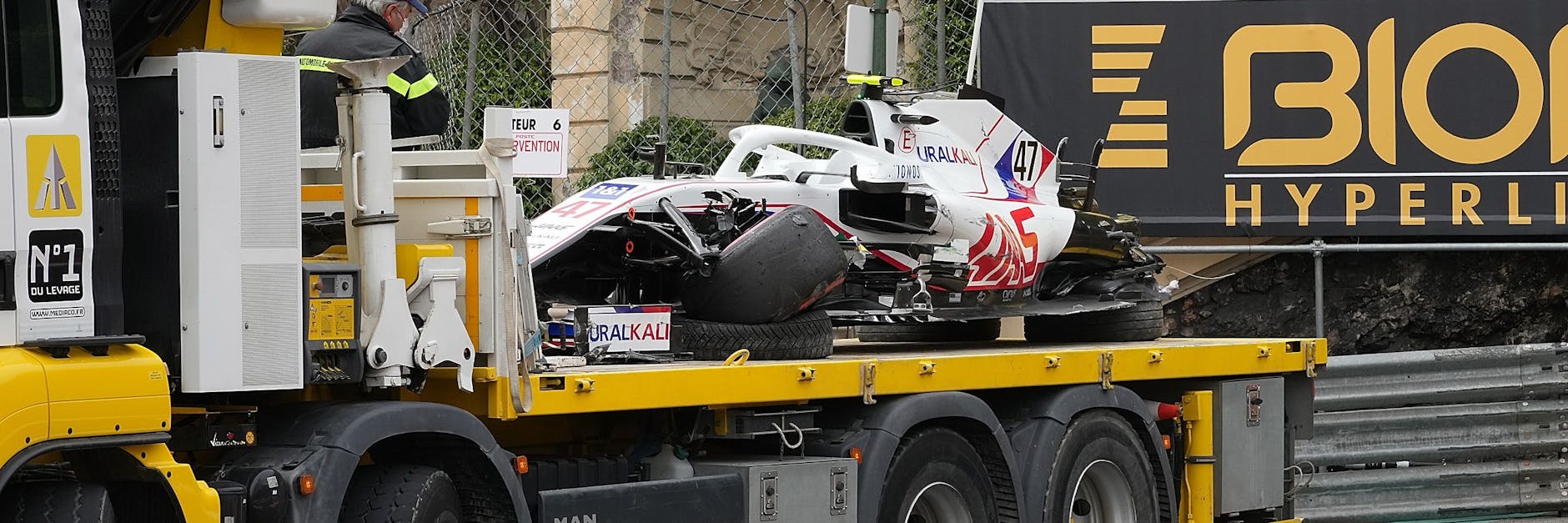 Mick Schumachers Haas ist nach dem Trainingsunfall so kaputt, dass er nicht rechtzeitig für die Qualifikation repariert werden kann.