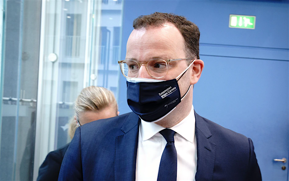 Mit Corona-Maske: Bundesgesundheitsminister Jens Spahn (CDU)
