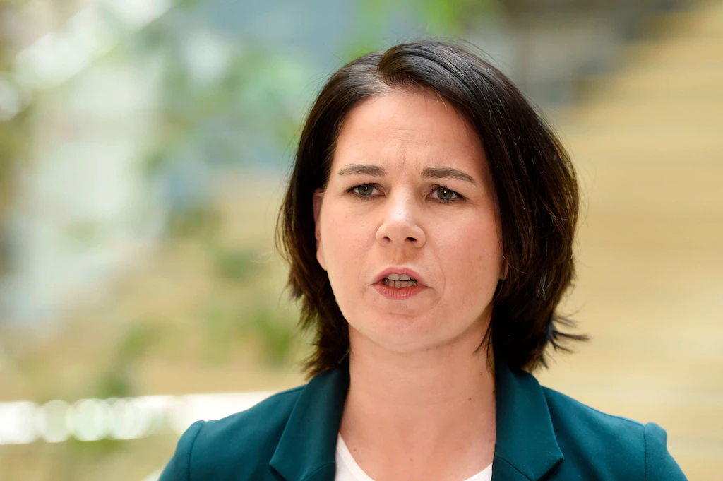 Wahlumfrage: Baerbock verliert an Beliebtheit, FDP legt zu