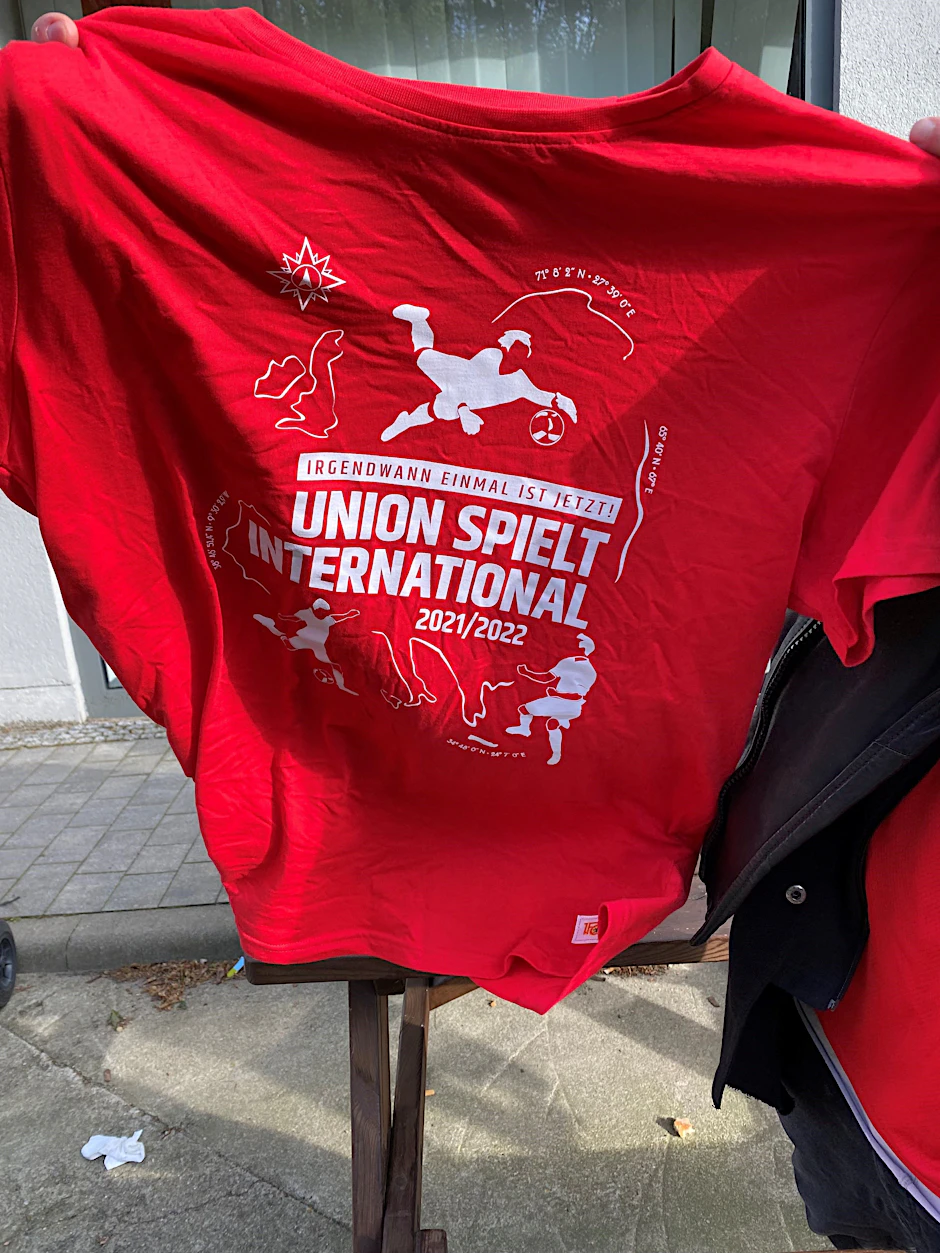 Irgendwann einmal ist jetzt! Das T-Shirt zur Conference-League-Quali der Unioner.&nbsp;<br><br><br>