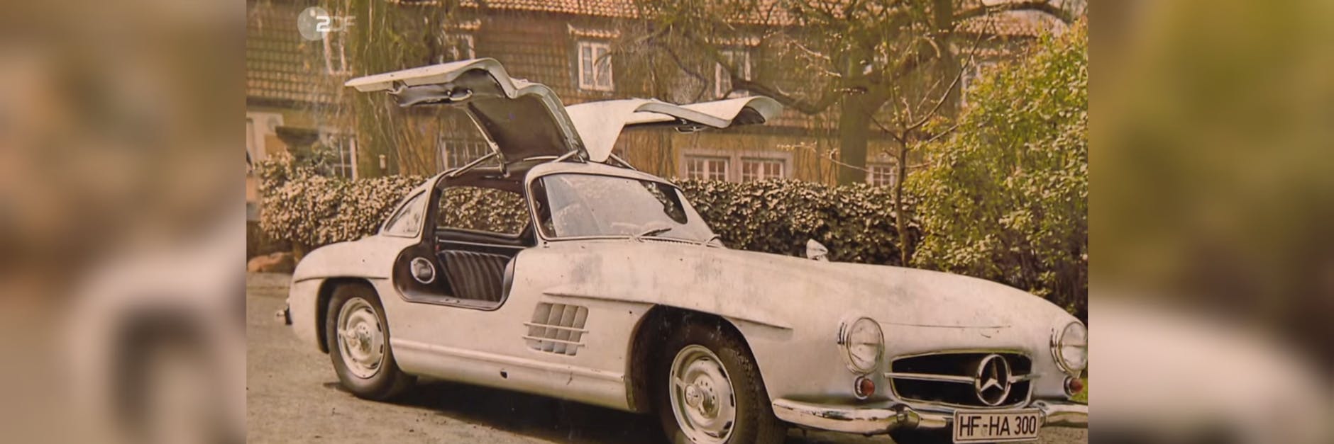 Dieser Mercedes 300 SL steht bei „Bares für Rares“ zum Verkauf.