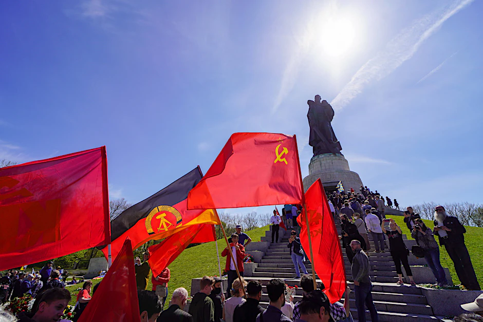 Das Sowjetische Ehrenmal in Treptow am 9. Mai 2021