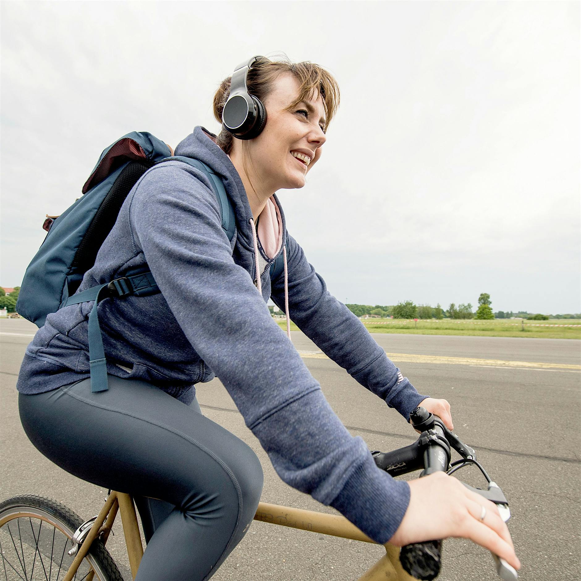 Music while cycling - what's verboten and what's not