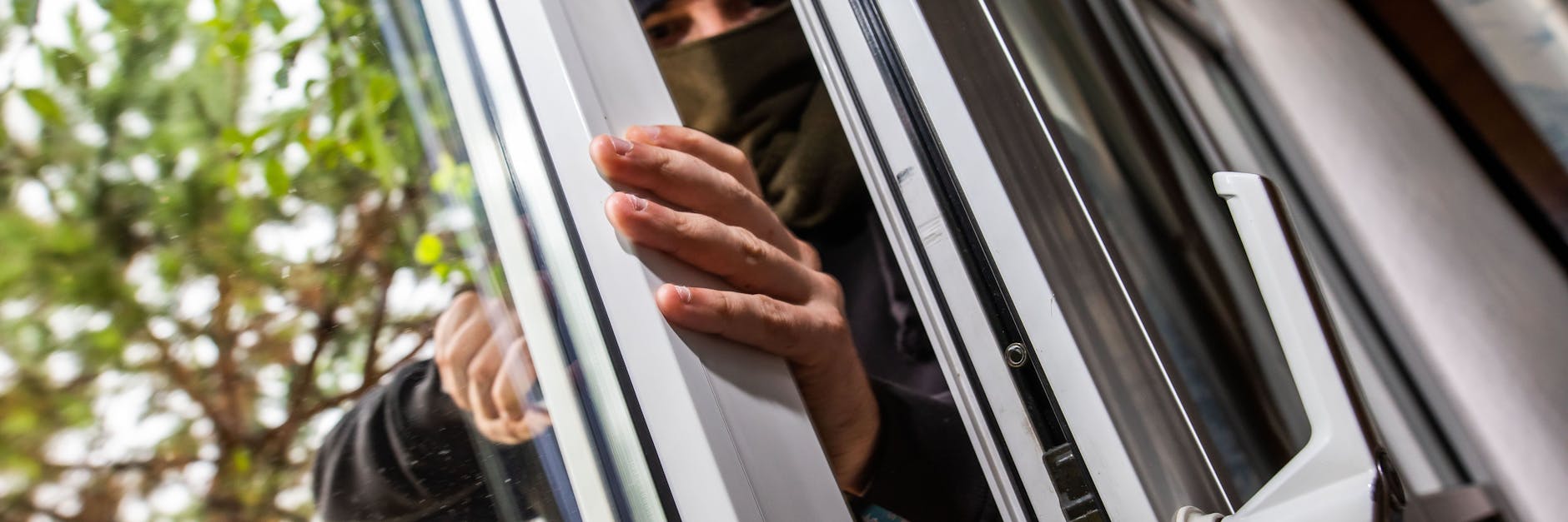 Eine Terrassentür ist schnell aufgehebelt.