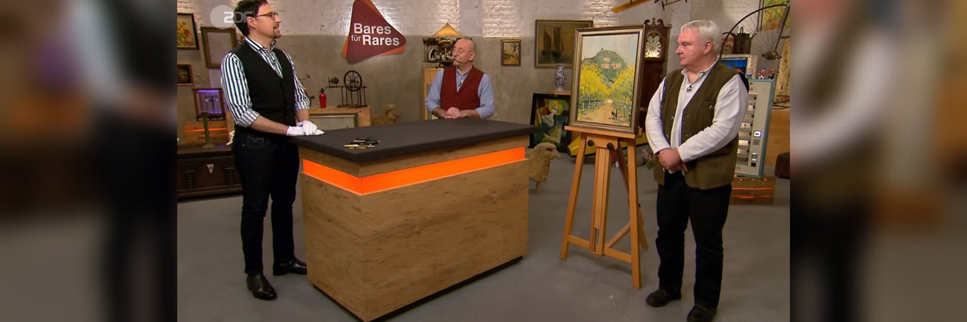 Bei „Bares für Rares“ steht ein rätselhaftes Ölgemälde zum Verkauf.