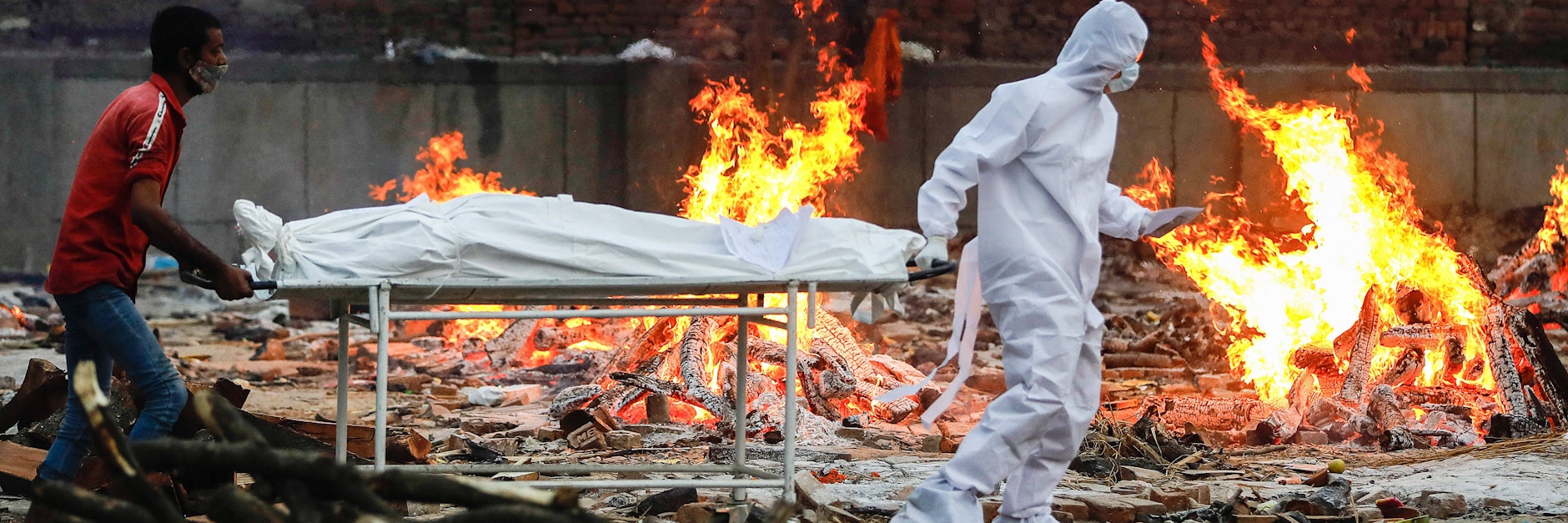 In Indien seien fast dreimal so viele Menschen an Covid-19 gestorben wie offiziell angegeben, meinen die IHME-Forscher.