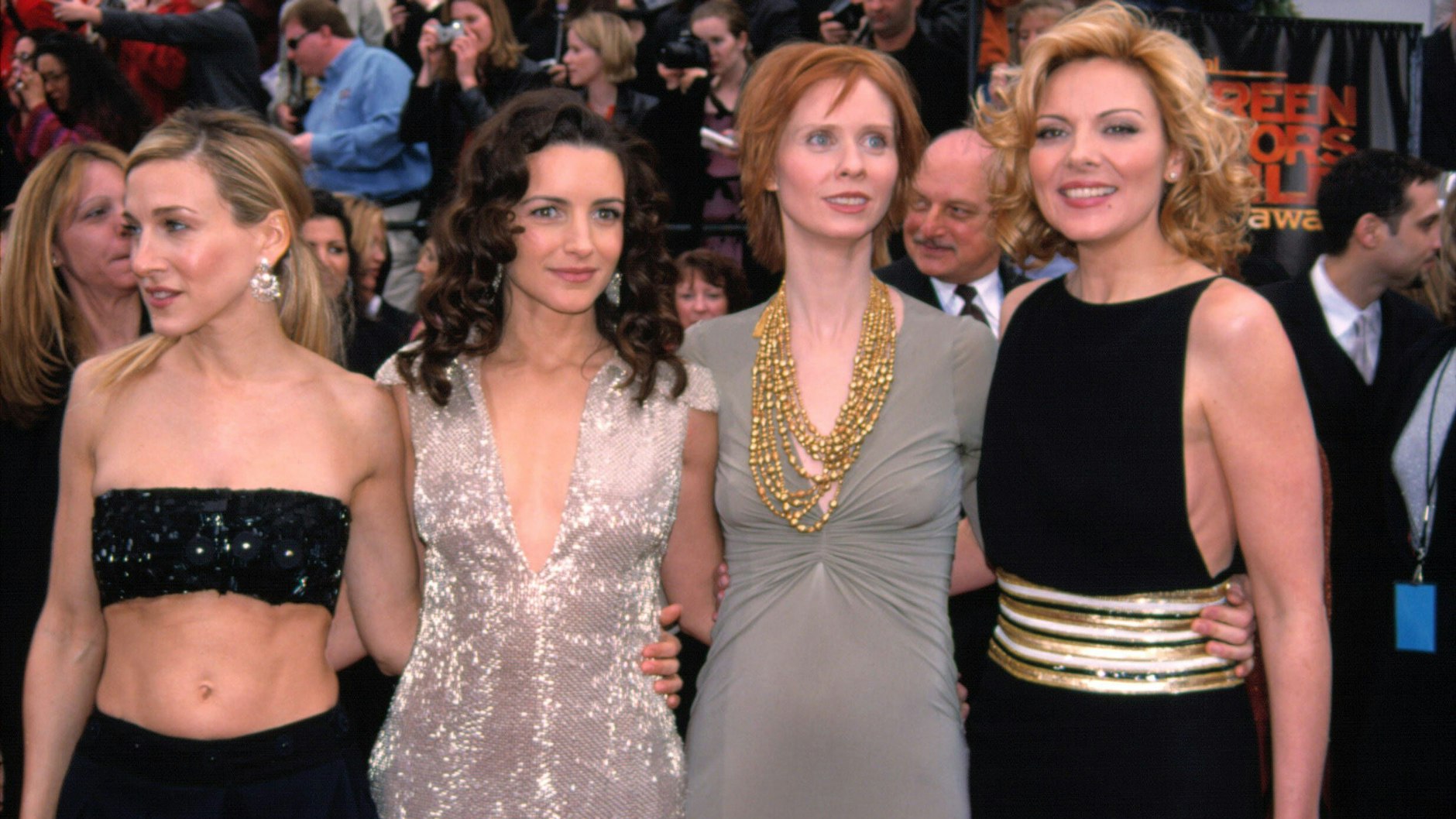 Von der weiblichen Original- Besetzung fehlt nur Kim Cattrall in der Rolle der selbstbewussten Samantha Jones (r.).