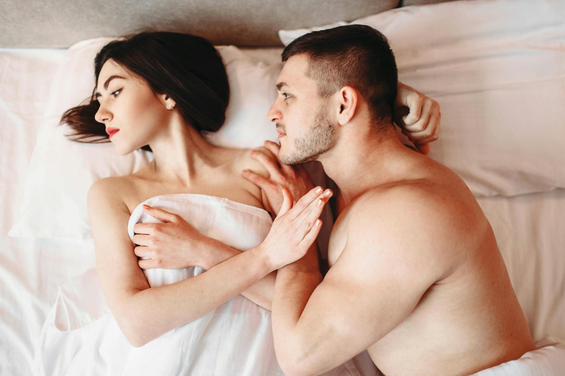 Bei Sexproblemen durchforsten Liebende lieber das Internet, bevor sie Freunde oder Familie um Rat bitten. (Symbolbild)