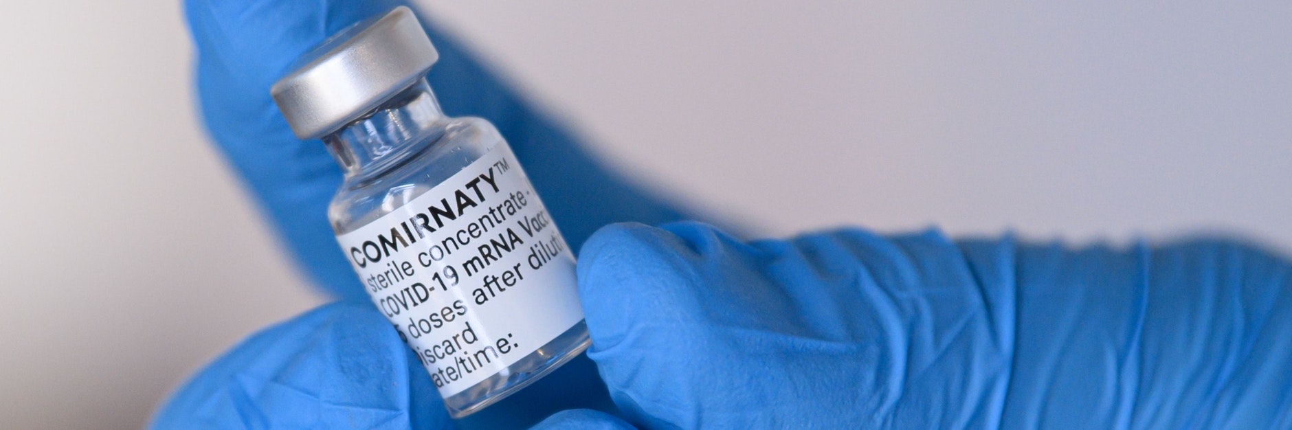 Die US-Arzneimittelbehörde FDA&nbsp;hat den Corona-Impfstoff des deutschen Impfstoffherstellers Biontech und seines US-Partners Pfizer bereits für Kinder und Jugendliche im Alter von 12 bis 15 Jahren zugelassen.