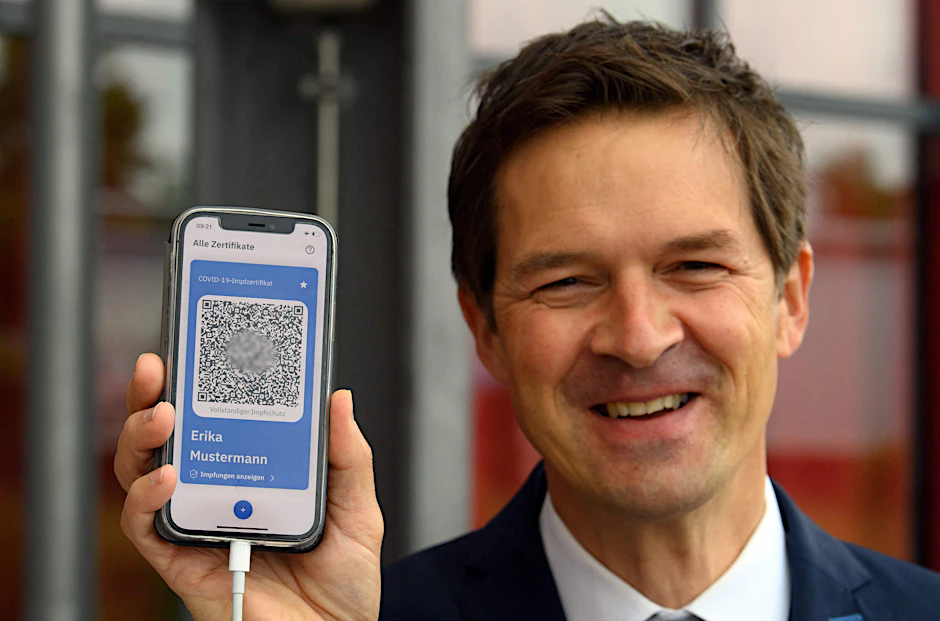 Im Feldtest gibt es den Impfpass bisher nur in einigen Impfzentren.