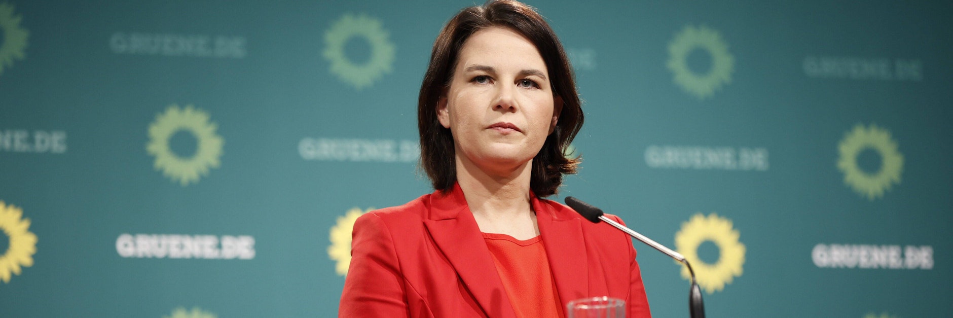 Grünen-Spitzenkandidatin Annalena Baerbock steht wegen Nebeneinkünften unter Beschuss.