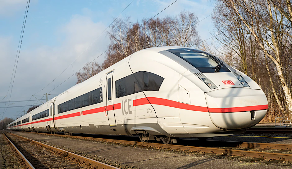 Der ICE4 soll Geschwindigkeiten von bis zu 265 Kilometern pro Stunde erreichen können.