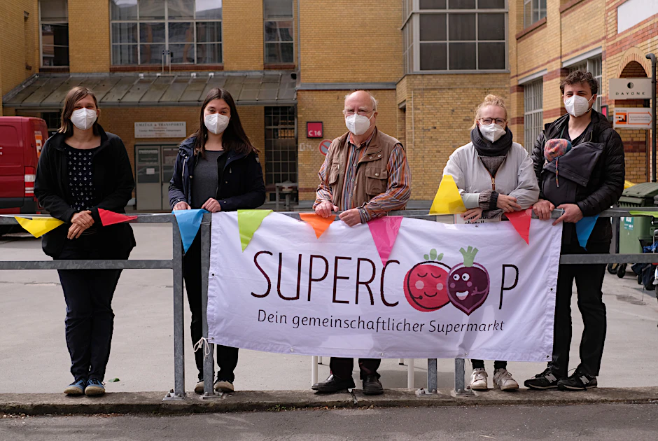 Marie-Luise Albrecht,&nbsp;Johanna Kühner,&nbsp;Micha,&nbsp;Desiree Bösemüller und Vincent Wyszynski mit Sohn Fritz wollen in Zukunft in ihrem eigenen Supermarkt einkaufen.<br>
