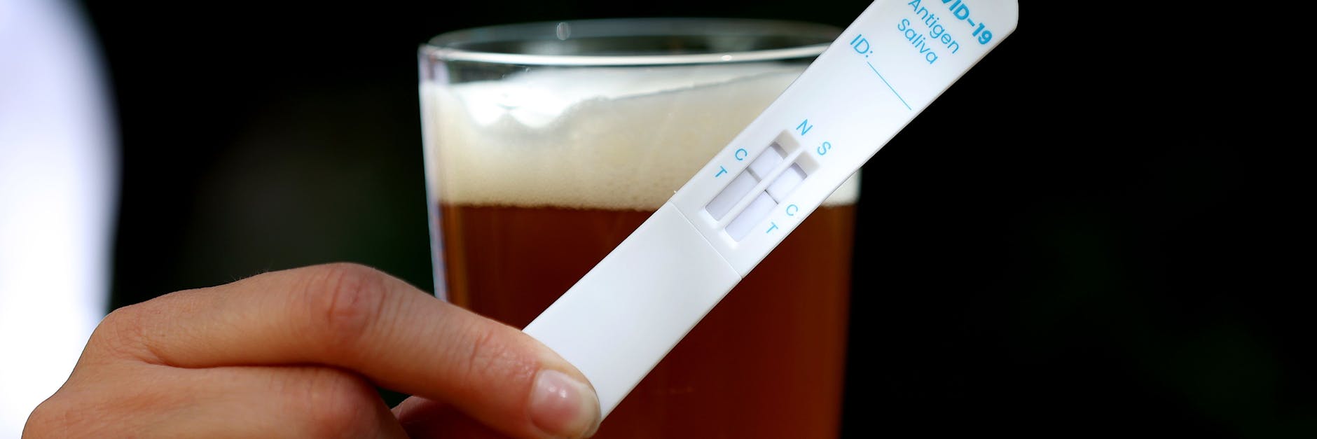 Immer weniger Menschen infizieren sich in Deutschland mit dem Coronavirus.