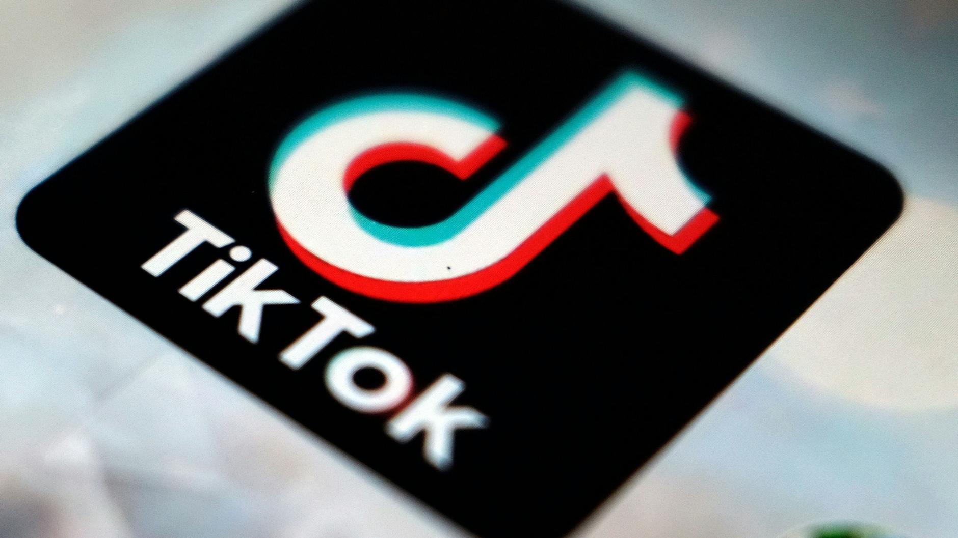 Auf der Videoplattform TikTok gibt es einen neuen Trend: Magnetkugeln auf der Zunge zu balancieren. Dies kann jedoch lebensgefährlich sein.