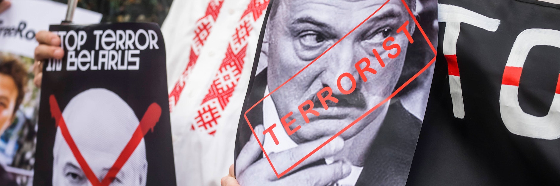 Eine Protestaktion gegen Alexander Lukaschenko in Paris