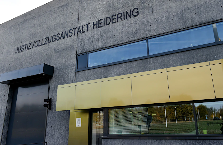 Berliner Haftanstalt Heidering. Hier ist ein externer Küchenmitarbeiter als mutmaßlicher Drogenkurier enttarnt worden.&nbsp;