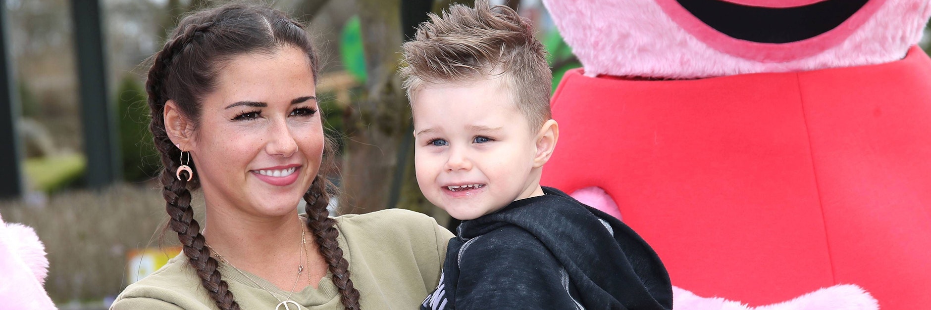 Sarah Lombardi mit ihrem Sohn Alessio&nbsp;