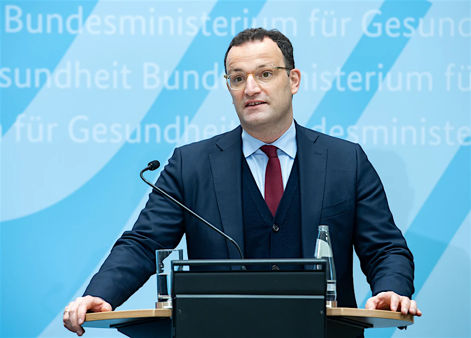 Bundesgesundheitsminister Jens Spahn (CDU) will die Corona-Teststellen jetzt stärker kontrollieren. Auch in Berlin müssen die Testzentren mit Kontrollen rechnen (Archivbild).&nbsp;