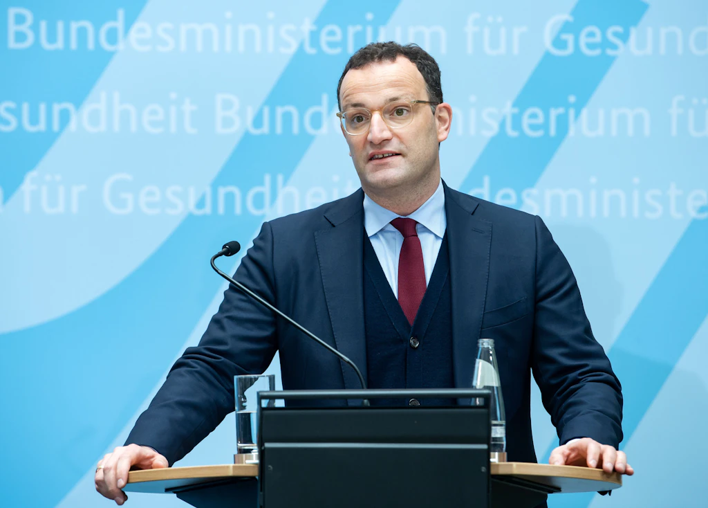 Corona-Tests: Spahn kündigt nach Betrug schärfere Kontrollen an