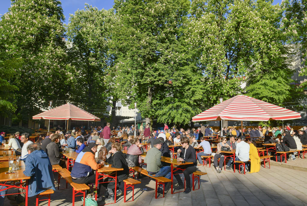 Verordnung in Arbeit CoronaÖffnungsplan für Genesene und Geimpfte