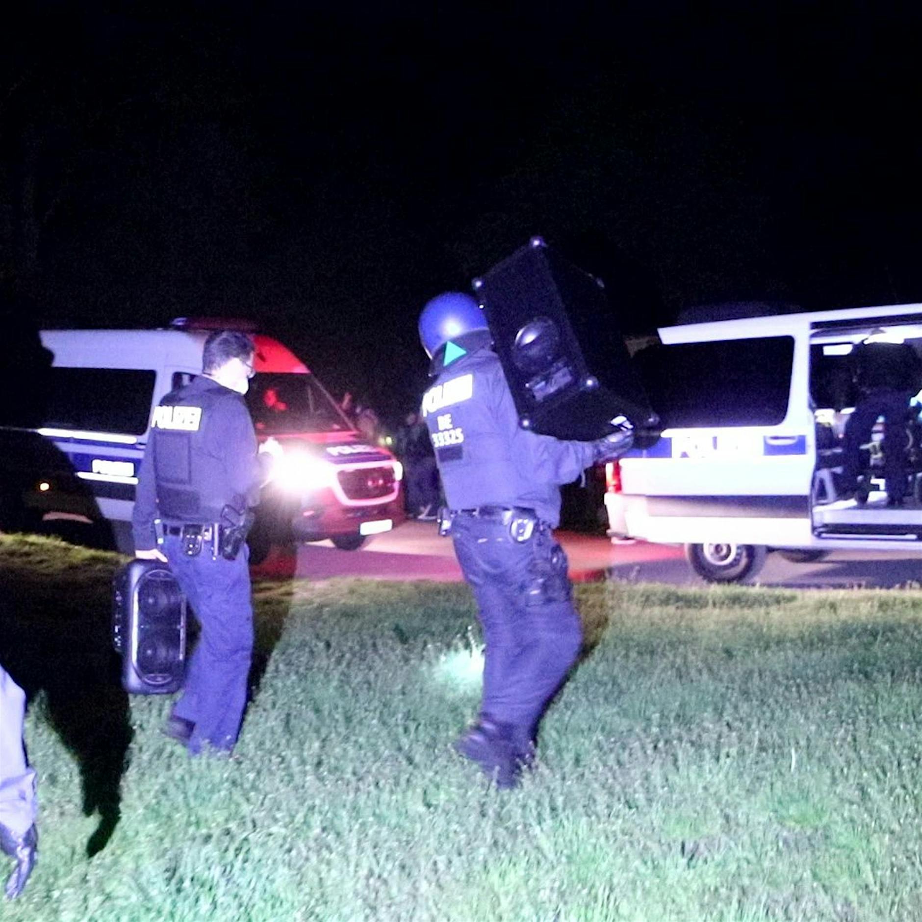 Hasenheide: Polizei Berlin löst wieder Partys auf