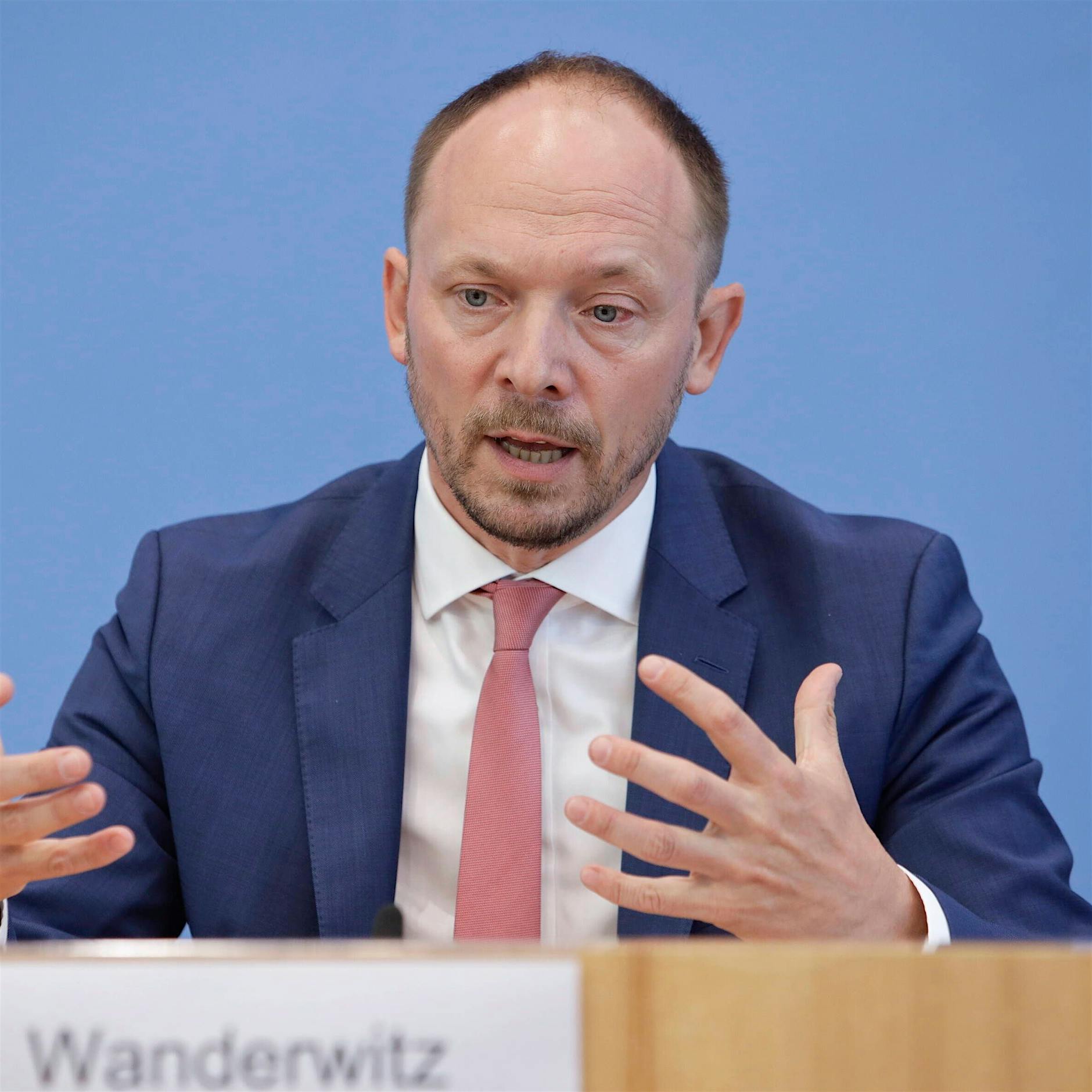 Die Thesen des Ostbeauftragten sind falsch und irreführend