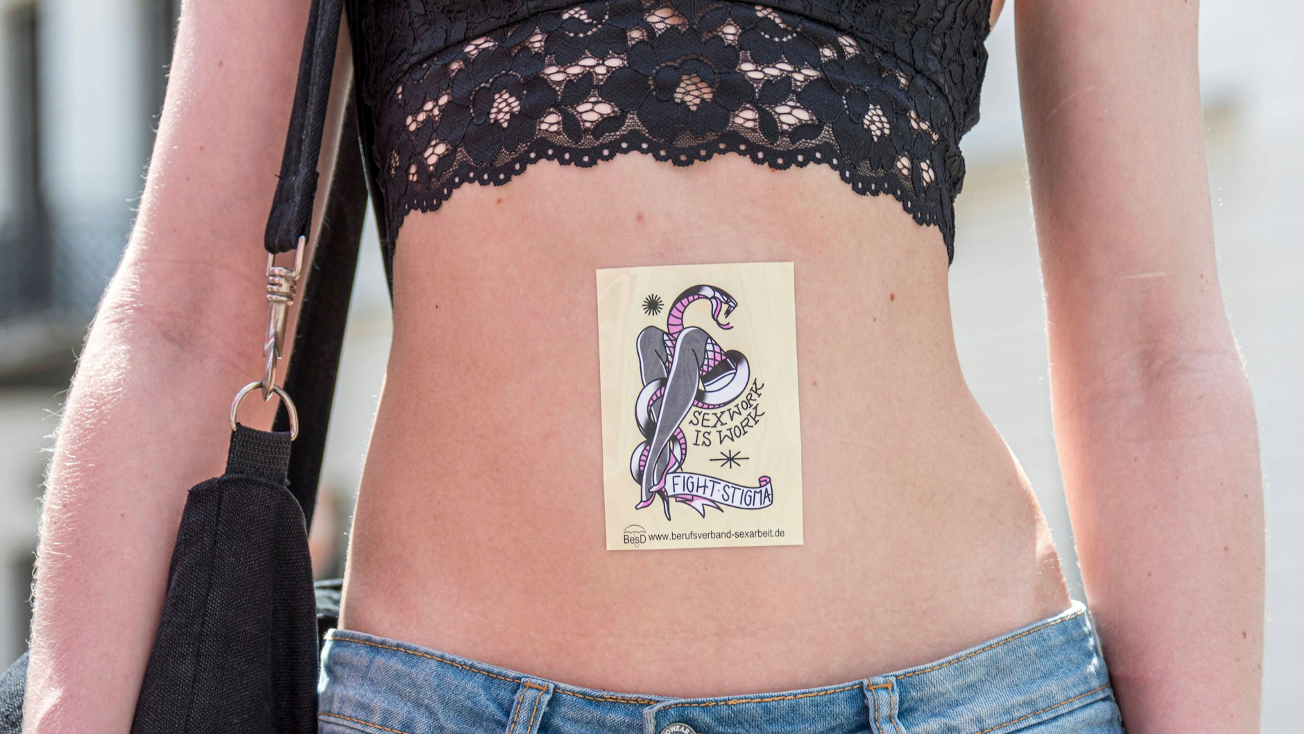 In Berlin sollen ab dem 18. Juni zumindest sexuelle Dienstleistungen ohne Geschlechtsverkehr erlaubt werden.