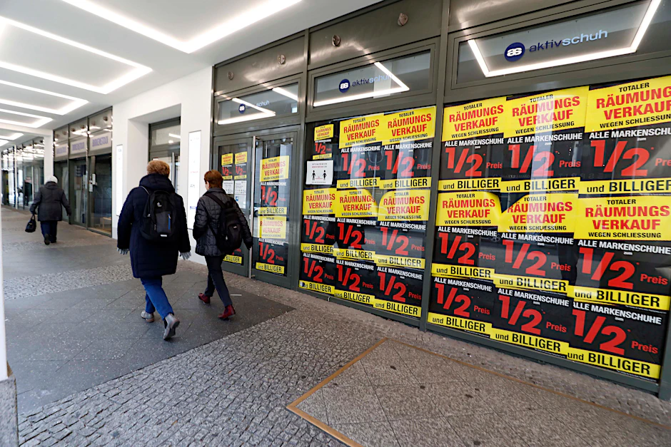 Dead retail in Friedrichstraße, Mitte.