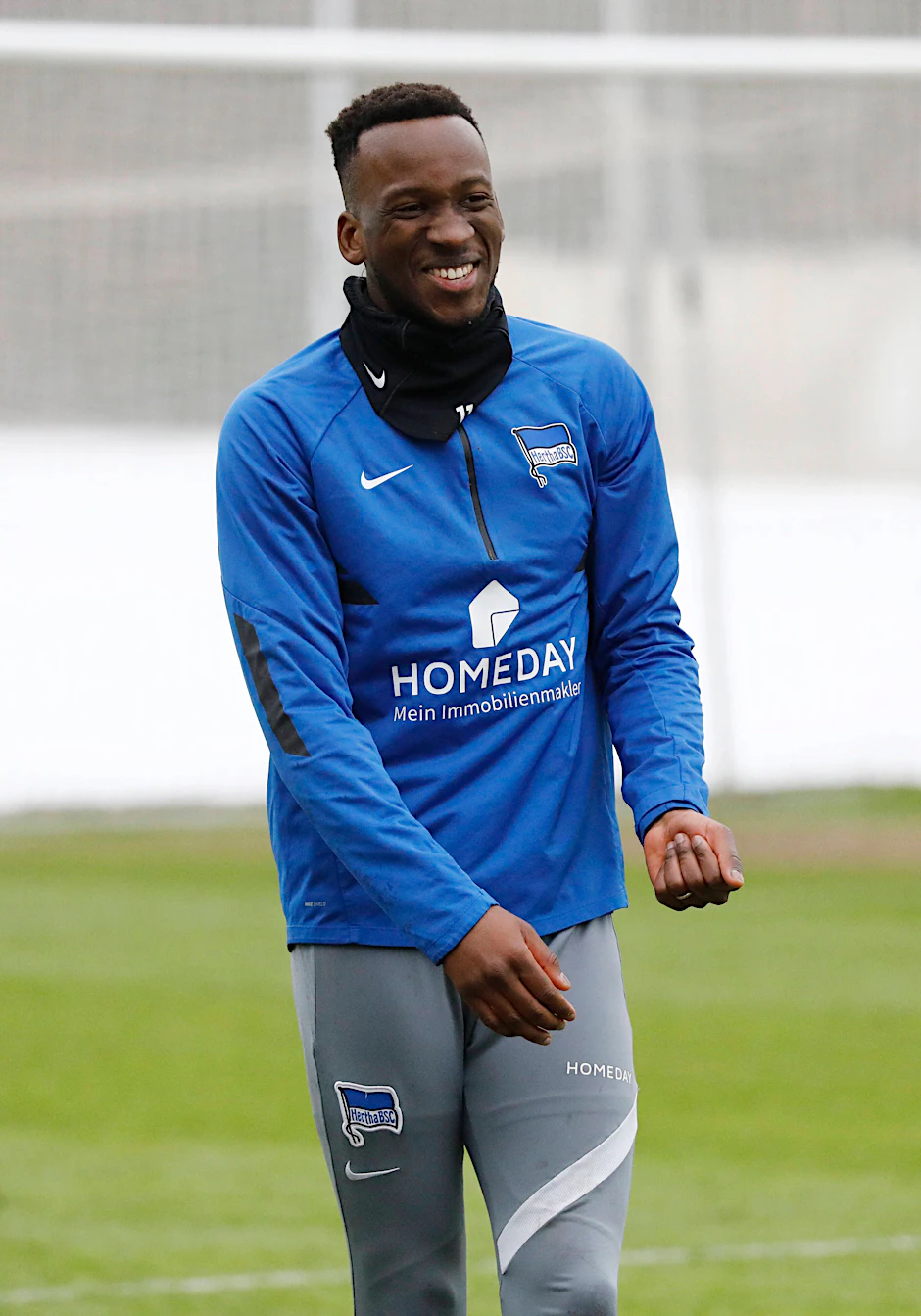 Dodi Lukebakio freut sich nach über überstandener Corona-Erkrankung, wieder auf dem Trainingsplatz arbeiten zu können.