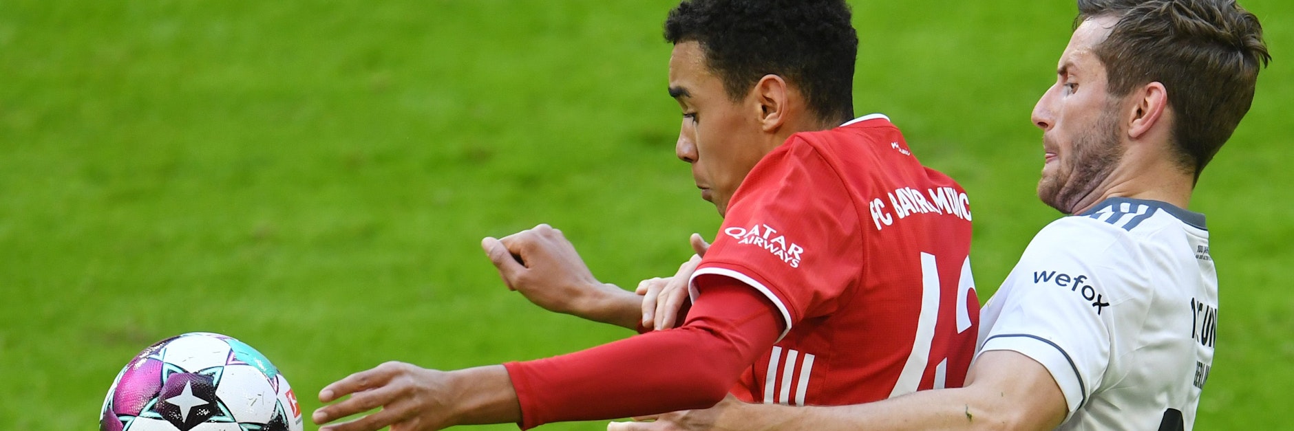 Mittlerweile ein gestandener Bundesligaprofi: Unions Christopher Lenz (r.) hier im Duell mit Bayern Münchens Jamal Musiala.