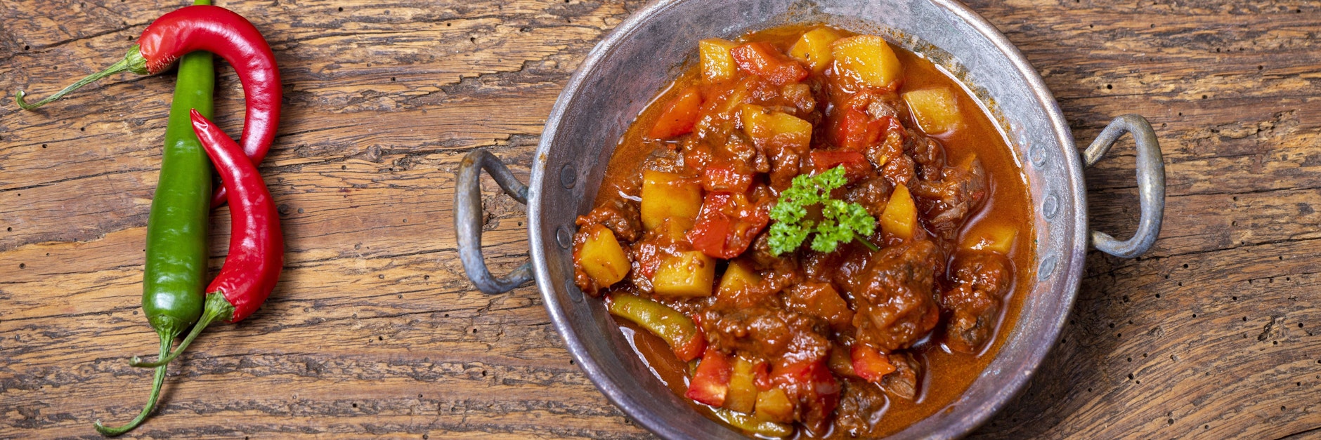 Ein paar frische Zutaten, die richtigen Gewürze – schon ist im Handumdrehen ein tolles Gulasch fertig.