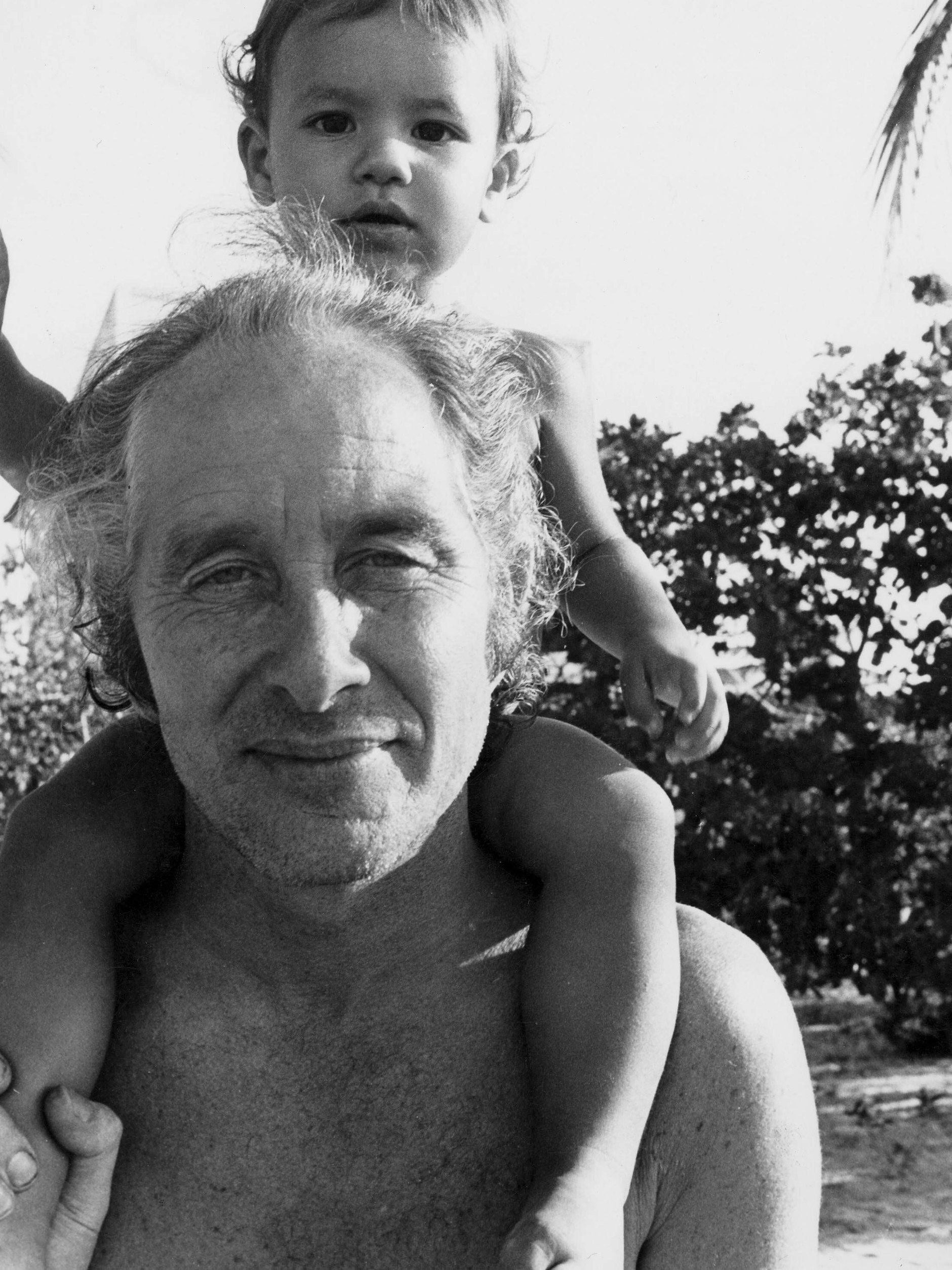 Ronnie Biggs mit seinem Sohn Michael in Rio de Janeiro