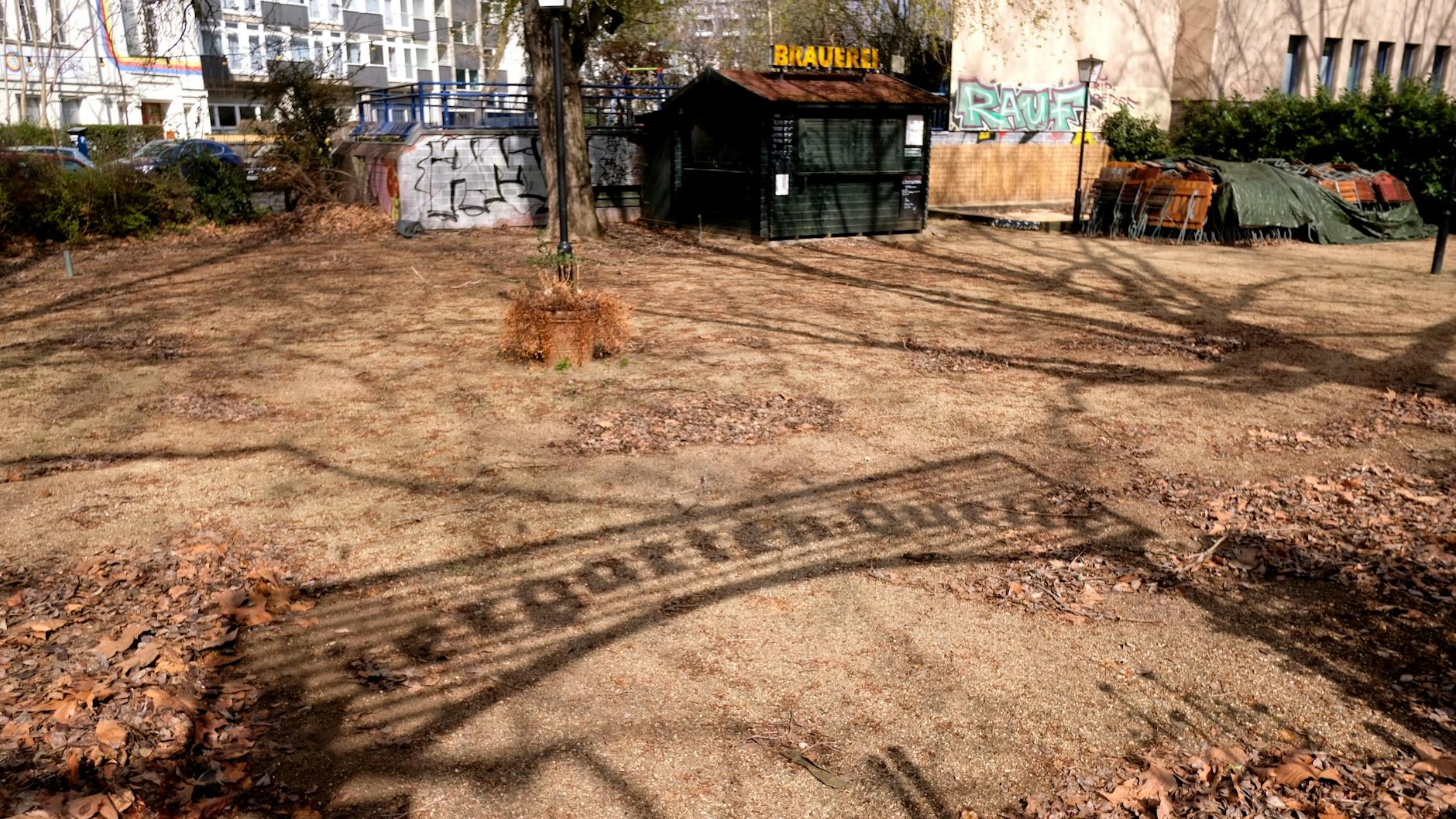 Soon to be filled with revelers?