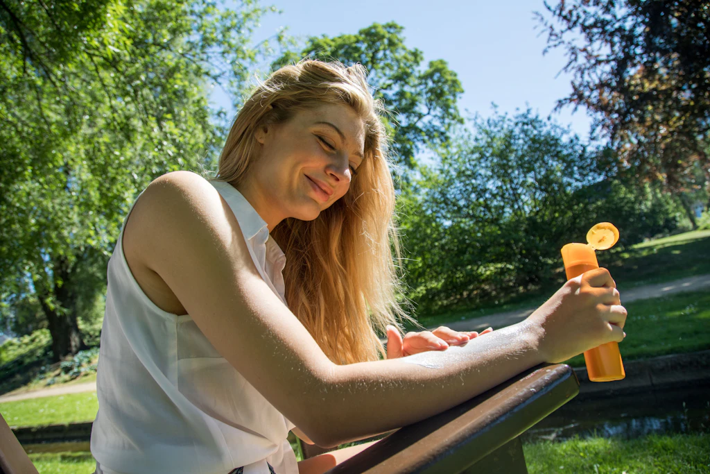 Hautarzt empfiehlt: Sonnencreme aus dem Vorjahr lieber entsorgen