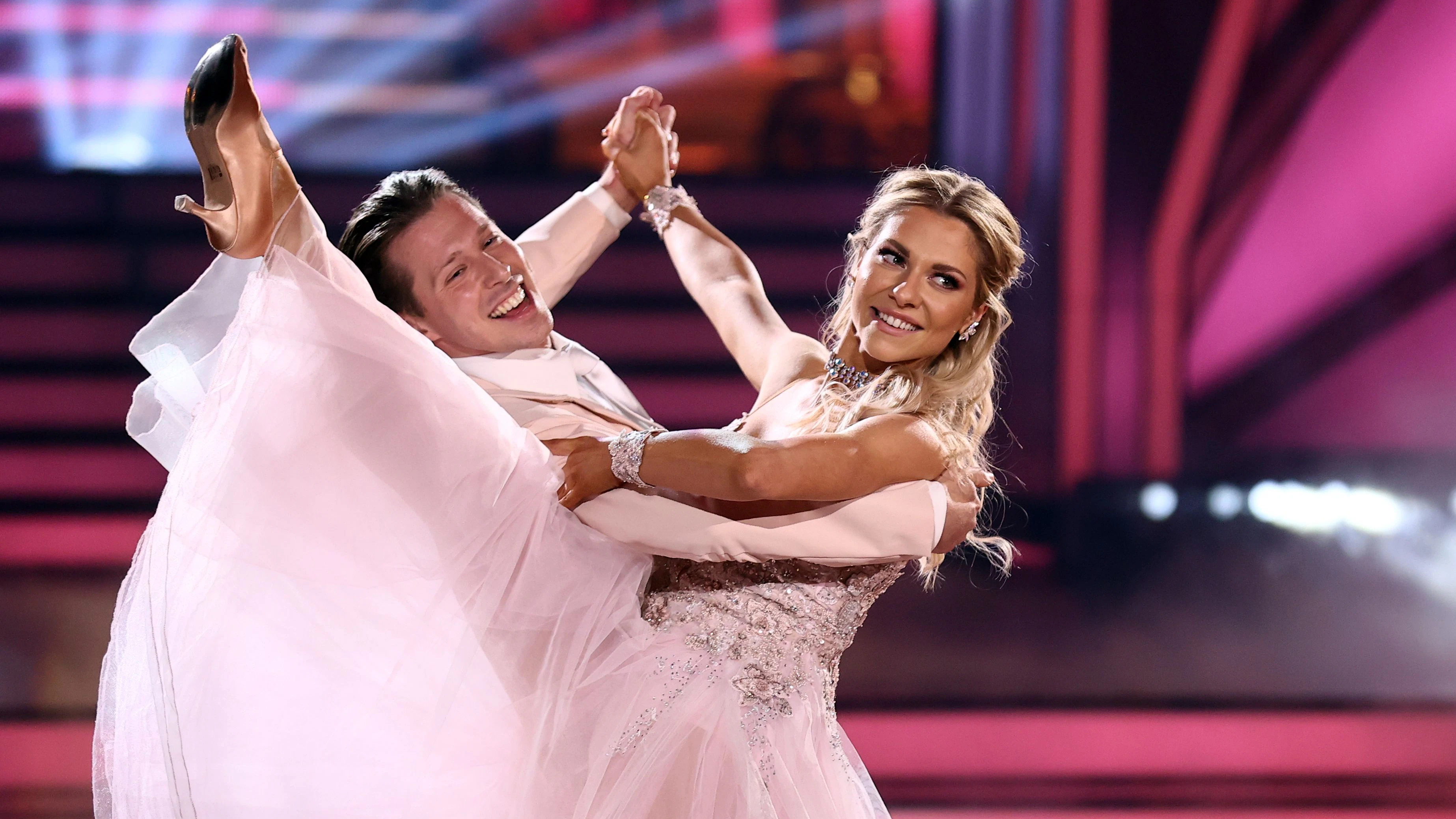 Wollen&nbsp;„Let’s Dance“ gewinnen: Valentin Lusin und Valentina Pahde.