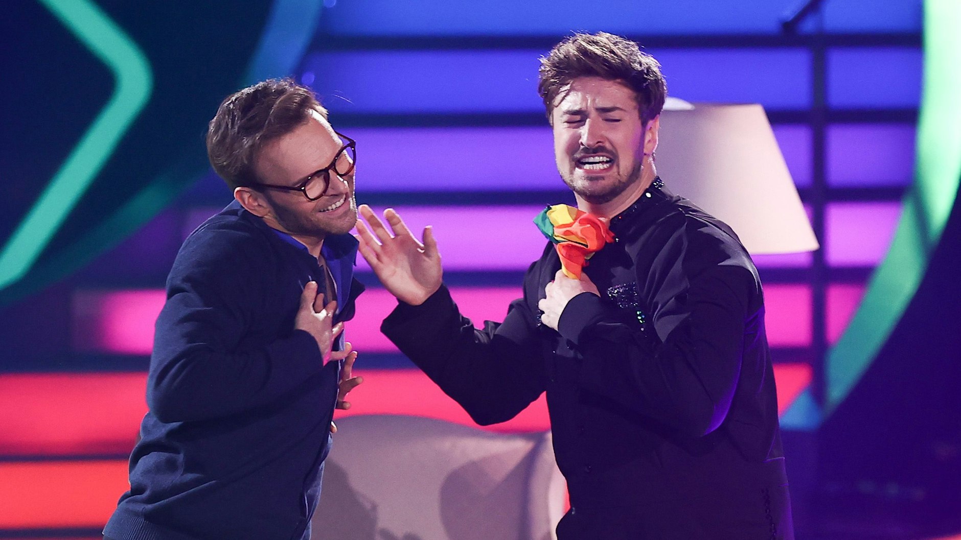 <a href="https://www.berliner-kurier.de/show/witzige-enthuellung-lets-dance-star-nicolas-puschmann-verraet-sein-pups-geheimnis-li.154759">Nicolas Puschmann</a> und Vadim Garbuzov tanzen in „Let's Dance“-Show neun einen Freestyle zu „I'm Coming Out“ von Diana Ross und „Ain't No Mountain High Enough“ von Marvin Gaye, Tammi Terrell.