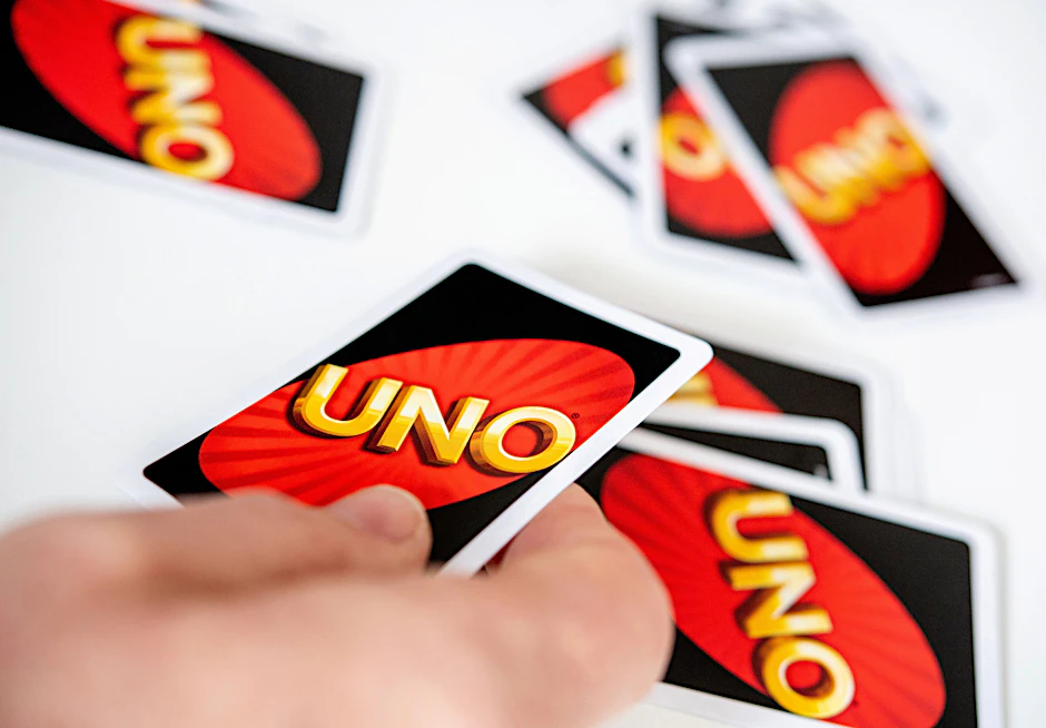 „Uno“, das amerikanische Spiel, dessen primäres Ziel es ist, seine Karten möglichst schnell abzulegen, feiert in diesem Jahr Geburtstag.&nbsp;
