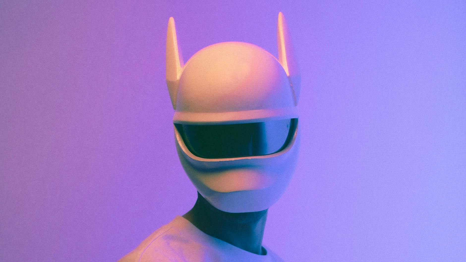 Wurde von der Pandemie in Bali überrascht und ließ gleich alle HipHop-Stilmittel hinter sich: Cro.